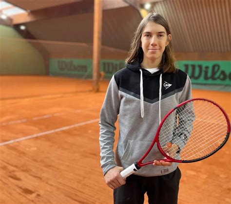 chloe noel tennis